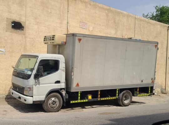 MITSUBISHI CANTER FREEZER PICKUP BUYER IN JEBEL ALI ( USED COMMERCIAL VEHICLE BUYER IN JEBEL ALI DUBAI )