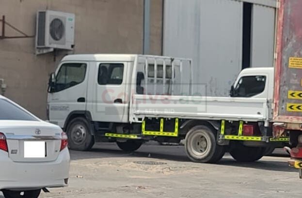 MITSUBISHI CANTER DOUBLE CABIN PICKUP BUYER IN AJMAN INDUSTRIAL ( USED COMMERCIAL VEHICLE BUYER IN AJMAN INDUSTRIAL )