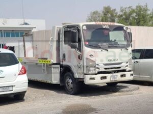 ISUZU NPR RECOVERY PICKUP BUYER IN AL QUSAIS INDUSTRIAL ( USED COMMERCIAL VEHICLE BUYER IN AL QUSAIS DUBAI )