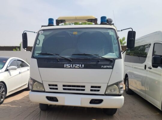 ISUZU NPR DUMPER BUYER IN SHARJAH ( USED COMMERCIAL VEHICLE BUYER IN SHARJAH )