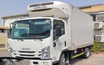 ISUZU NPR FREEZER PICKUP BUYER IN AJMAN INDUSTRIAL ( USED COMMERCIAL VEHICLE BUYER IN AJMAN INDUSTRIAL )