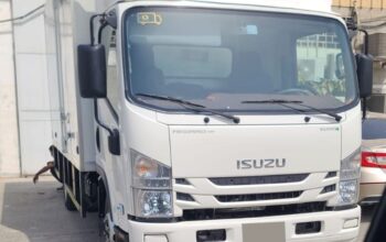 ISUZU NPR PICKUP 3 TON BUYER IN AL SAJJA INDUSTRIAL ( USED COMMERCIAL VEHICLE BUYER IN AL SAJJA INDUSTRIAL SHARJAH )