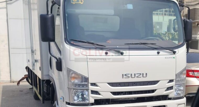 ISUZU NPR PICKUP 3 TON BUYER IN AL SAJJA INDUSTRIAL ( USED COMMERCIAL VEHICLE BUYER IN AL SAJJA INDUSTRIAL SHARJAH )