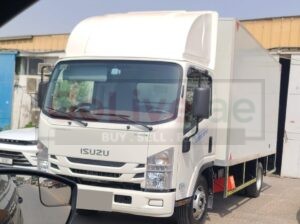 ISUZU NPR PICKUP 3 TON BUYER IN SHARJAH INDUSTRIAL( USED COMMERCIAL VEHICLE BUYER IN SHARJAH INDUSTRIAL )