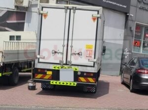 ISUZU NPR DOUBLE CABIN PICK UP BUYER IN SHARJAH ( USED COMMERCIAL VEHICLE BUYER IN SHARJAH )