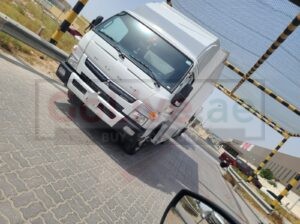 MITSUBISHI CANTER PICKUP 3 TON BUYER IN AL SAJJA INDUSTRIAL ( USED COMMERCIAL VEHICLE BUYER IN AL SAJJA INDUSTRIAL AREA SHARJAH )