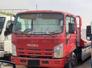 ISUZU NPR RECOVERY PICKUP BUYER IN SHARJAH INDUSTRIAL ( USED COMMERCIAL VEHICLE BUYER IN SHARJAH INDUSTRIAL)