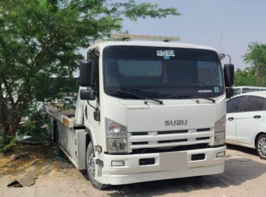 ISUZU NPR RECOVERY PICKUP BUYER IN AL SAJJA INDUSTRIAL ( USED COMMERCIAL VEHICLE BUYER IN AL SAJJA INDUSTRIAL SHARJAH )