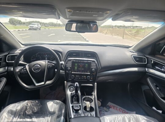 Nissan Maxima 2021
