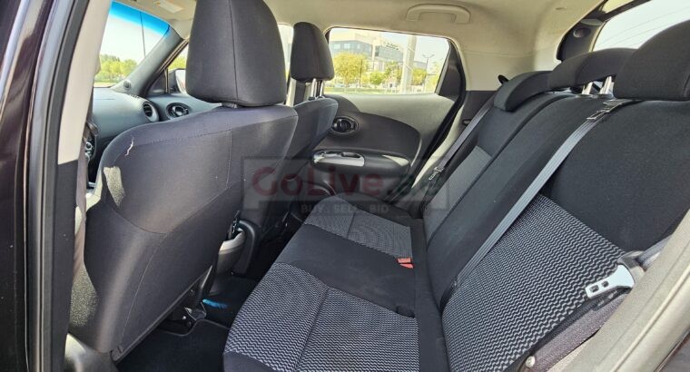 NISSAN JUKE 2015, GCC SPECS, LESS KMS CAR FOR SALE