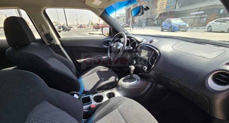 NISSAN JUKE 2015, GCC SPECS, LESS KMS CAR FOR SALE