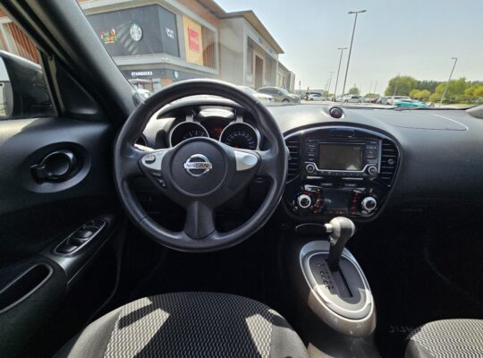 NISSAN JUKE 2015, GCC SPECS, LESS KMS CAR FOR SALE