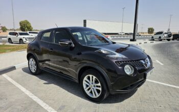 NISSAN JUKE 2015, GCC SPECS, LESS KMS CAR FOR SALE