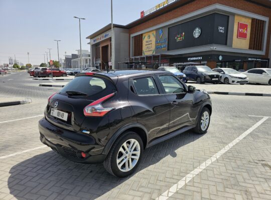 NISSAN JUKE 2015, GCC SPECS, LESS KMS CAR FOR SALE