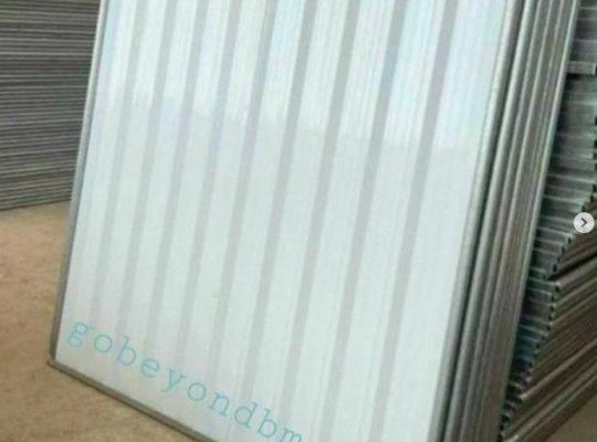 Gi Corrugated Fence / Pvc Hoarding Fence