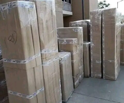 Movers moving shifting delivery service in Dubai 0559900491