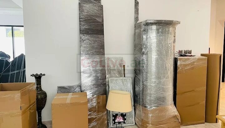 Movers moving shifting delivery service in Dubai UAE 0559900491