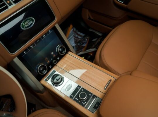 Range Rover Autobiography 2019 Body Kit 2024