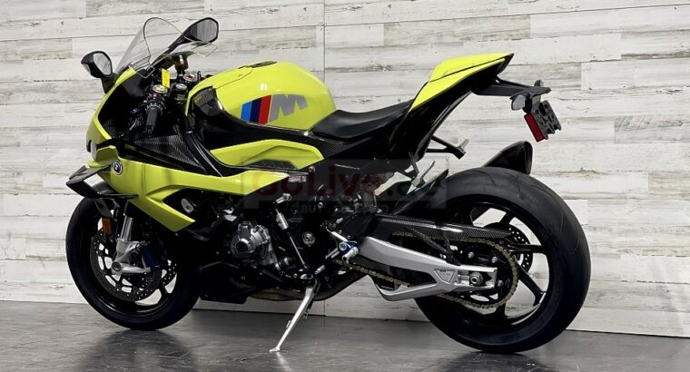 2022 BMW 1000 RR (+974 66574363)
