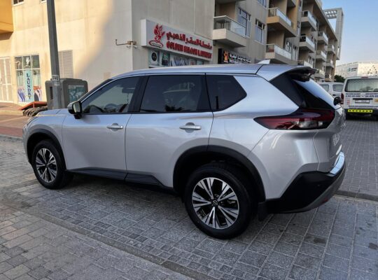 Nissan Rogue-X-Trail-2023