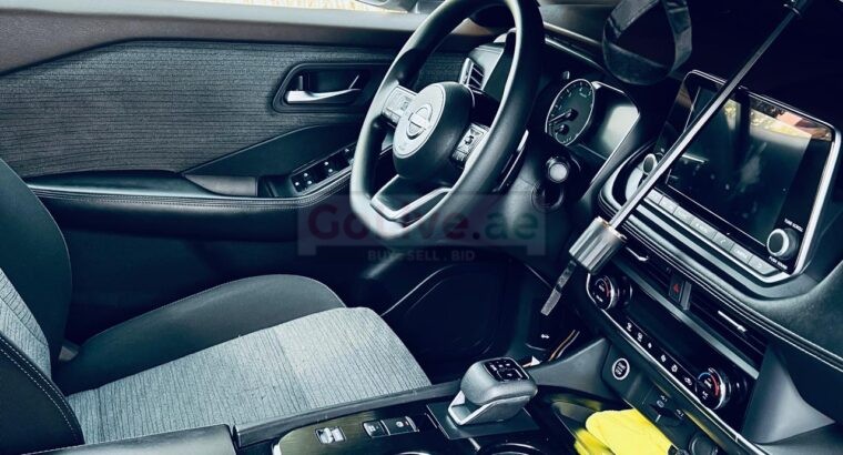 Nissan Rogue-X-Trail-2023