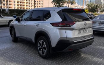 Nissan Rogue-X-Trail-2023