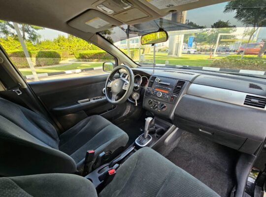 Nissan Versa 2012, Fully Automatic in Good Condition for sale