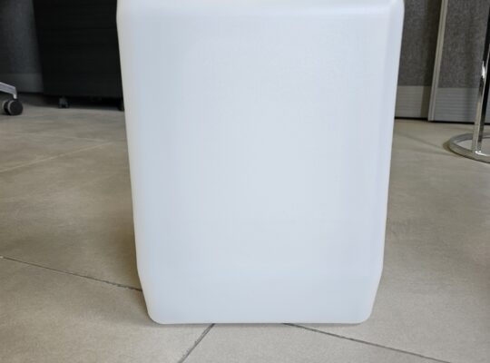 5 LITER PLASTIC NEW CAN ( PLASTIC CANS IN SHARJAH )