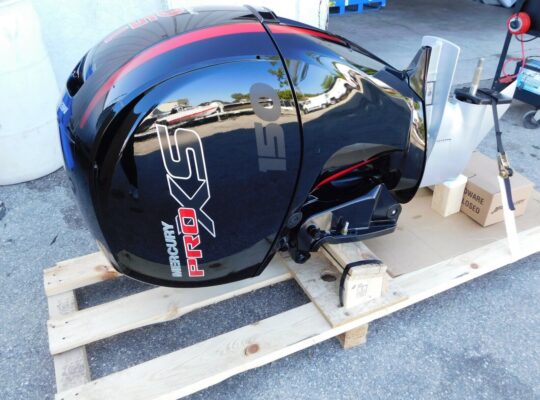 New Mercury Pro XS 150 HP Outboard Engine
