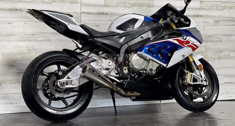 Clean 2022 BMW S1000RR
