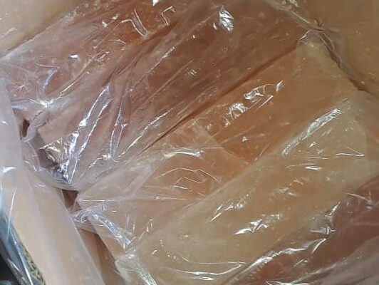 Himalayan salt blocks for horses ( Best Quality Animal Salt Supplier in QATAR )