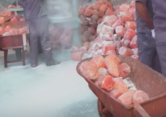 Animal Licking Salt ( Himalayan pink Rock Salt Supplier in AJMAN UAE )