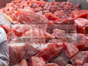 Animal Licking Salt ( Himalayan pink Rock Salt Supplier in OMAN )