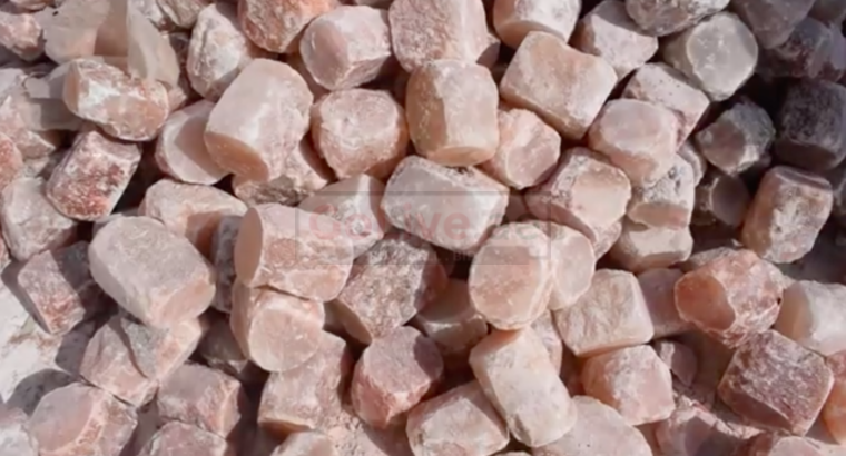 Mineral salt licks for cattle ( Natural Pink Animal Salt Supplier in ABU DHABI )