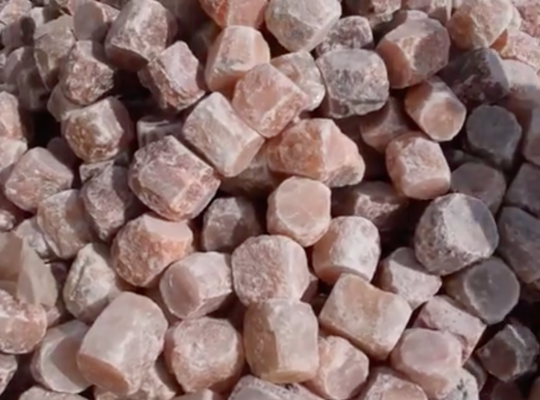 Animal salt licks ( Himalayan salt supplier for retailers in ABU DHABI )