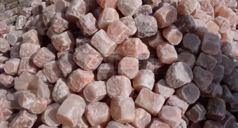 Animal salt licks ( Himalayan salt supplier for retailers in ABU DHABI )
