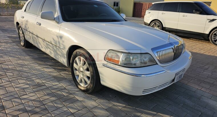 Lincoln Town Car Gcc, Executive L Edition 2005 for Sale