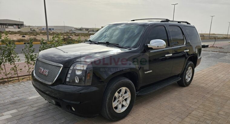 GMC YUKON SLT, GCC SPECS, 2012 FULL OPTION FOR SALE
