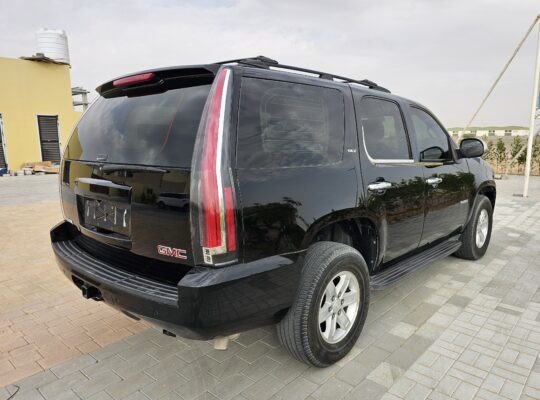 GMC YUKON SLT, GCC SPECS, 2012 FULL OPTION FOR SALE