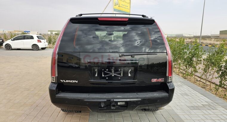 GMC YUKON SLT, GCC SPECS, 2012 FULL OPTION FOR SALE
