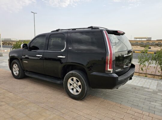 GMC YUKON SLT, GCC SPECS, 2012 FULL OPTION FOR SALE