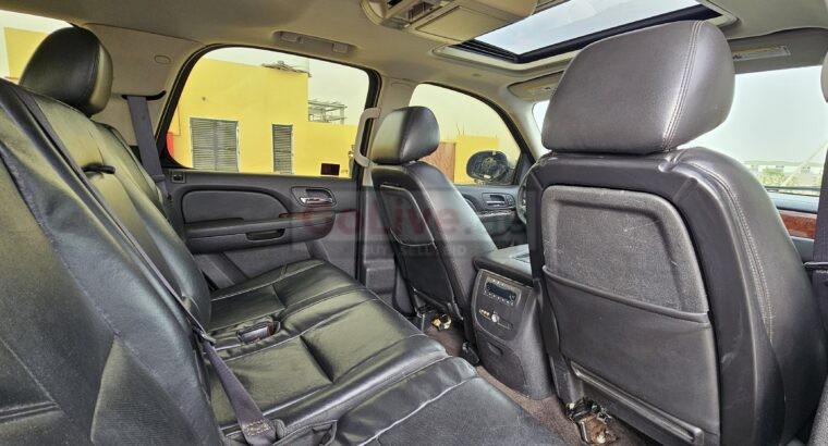 GMC YUKON SLT, GCC SPECS, 2012 FULL OPTION FOR SALE