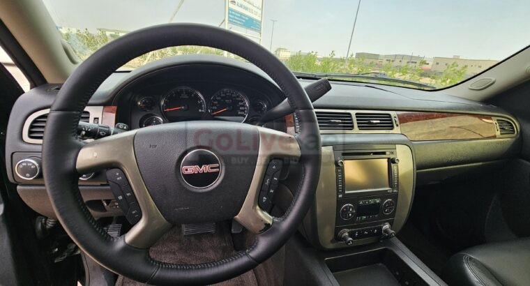 GMC YUKON SLT, GCC SPECS, 2012 FULL OPTION FOR SALE