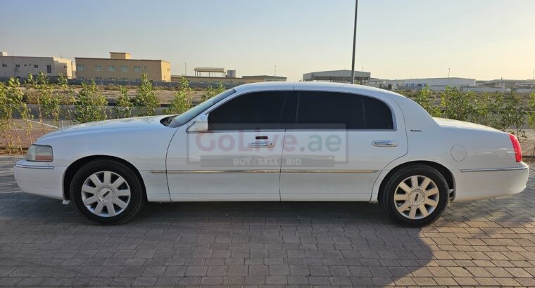 Lincoln Town Car Gcc, Executive L Edition 2005 for Sale