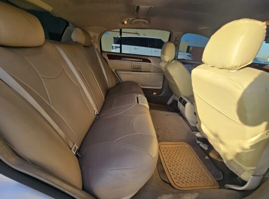 Lincoln Town Car Gcc, Executive L Edition 2005 for Sale