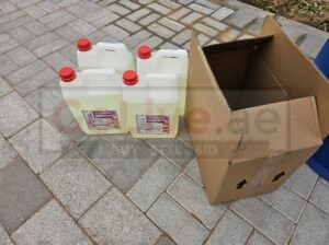 Industrial cement remover for removing tile adhesive ( UAE Cleaning Acid Supplier )