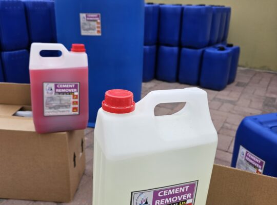 Industrial surface cleaner in UAE ( Heavy duty Cement Remover )