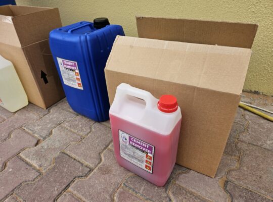 Biodegradable cement remover ( High Quality Cement Remover Chemical in UAE )