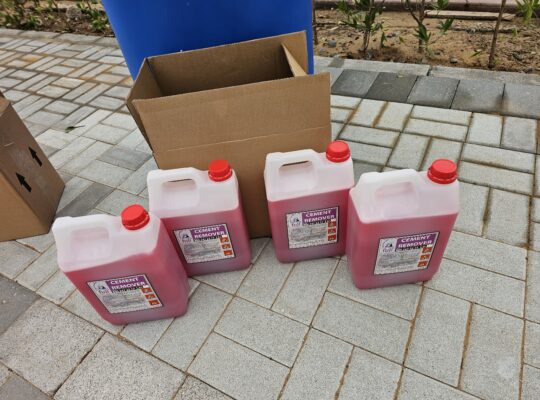 Industrial cement remover for machinery ( Cement remover for tools in UAE )