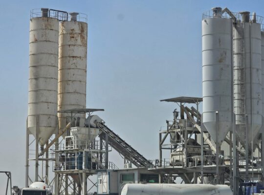 Industrial cement remover for large-scale projects ( Industrial Concrete remover supply in UAE )